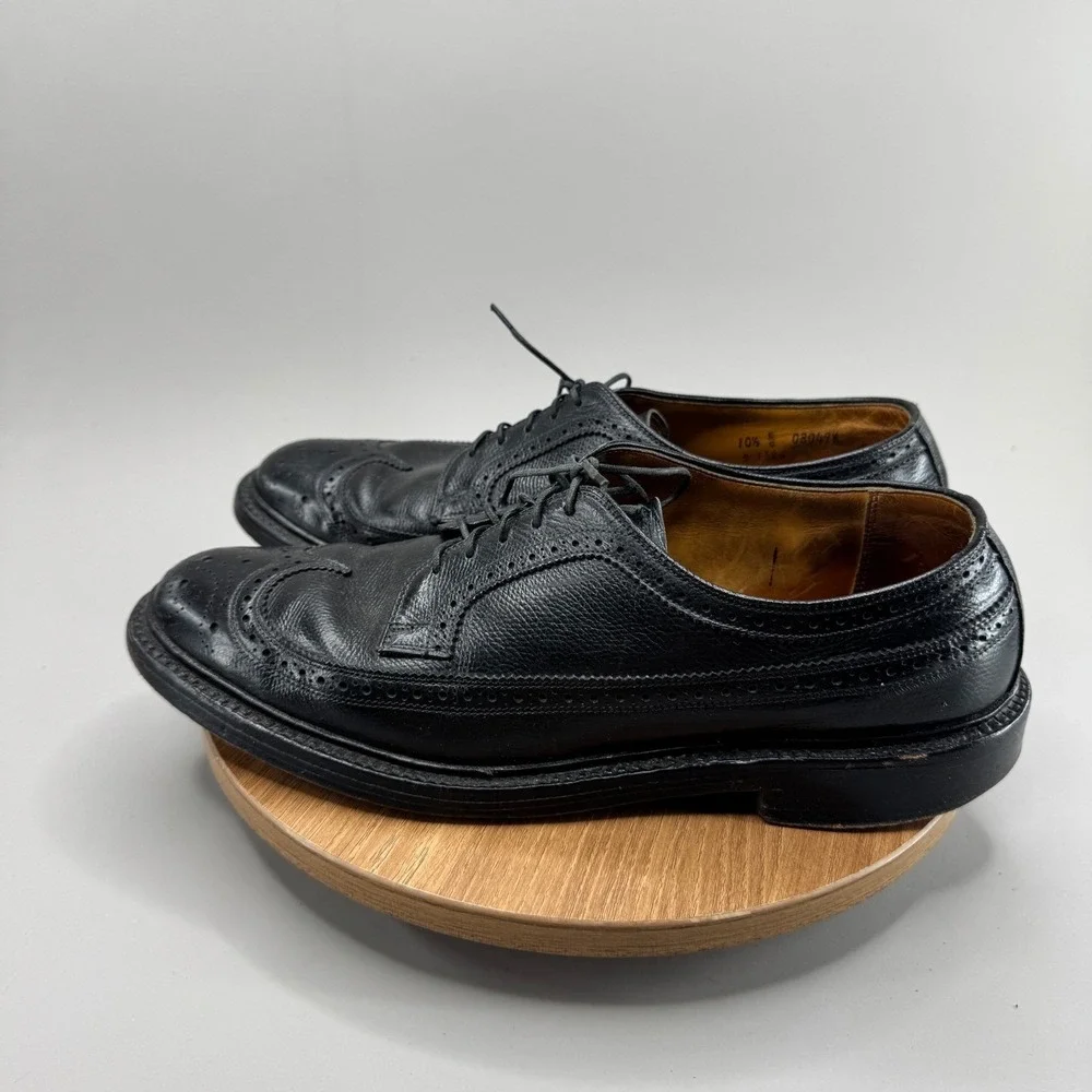 Vintage Wingtip Oxford Shoes 10.5 E Black Leather Brogue Derby Dark Academia